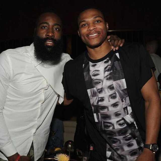 弱侧边锋低 弱侧边锋低