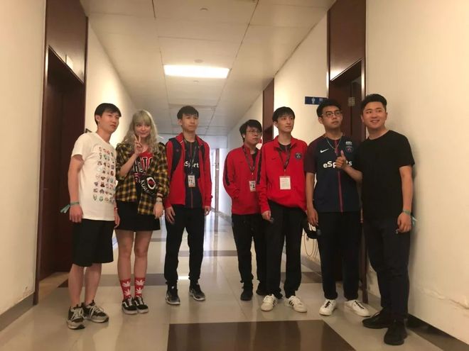 是维系公信